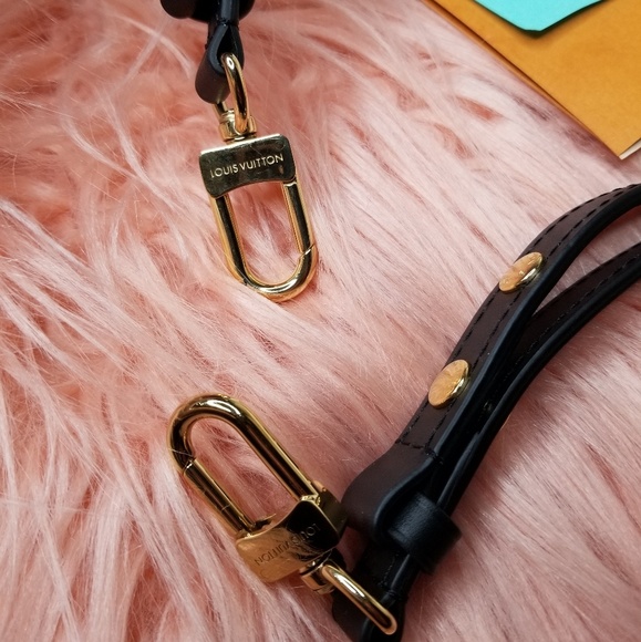 NEW LOUIS VUITTON NEO NOE BLACK NOIR LEATHER STRAP - Picture 2 of 8